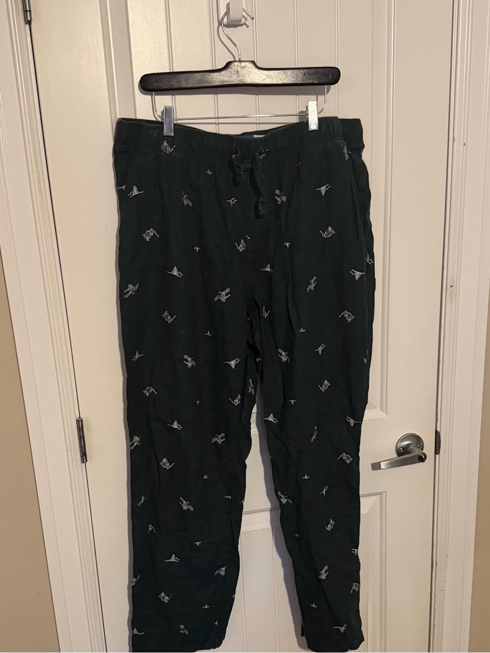 Old Navy Forest green Jogger Pants with Small White ski & tree Print